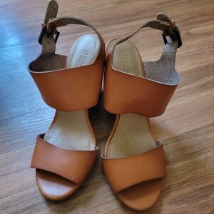 Old Navy burnt orange wedges, size 8